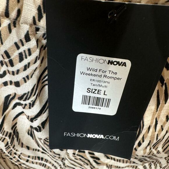Fashion Nova Wild for the Weekend tan and black open back romper size large NWT - Picture 8 of 10